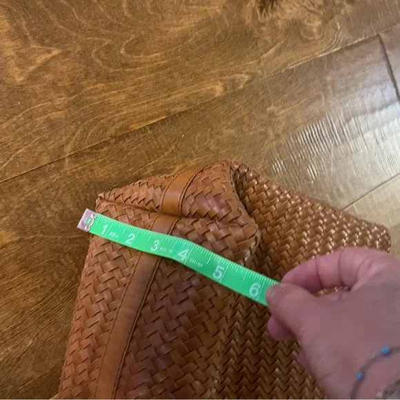 Madewell Elegant Brown Woven Tote Bag - Picture 6 of 6